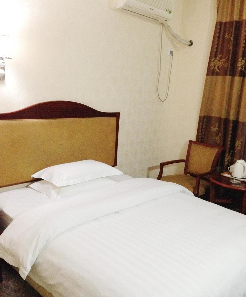 Guangzhou Jinlu Hotel 石牌 外观 照片
